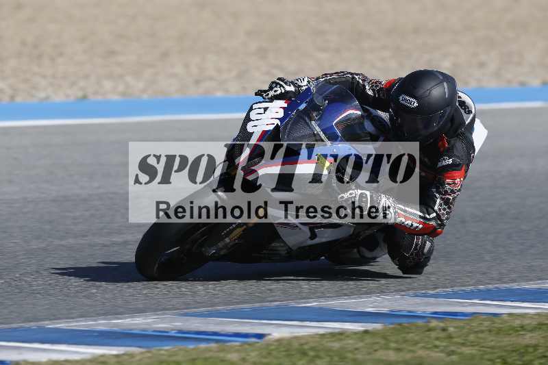 /Archiv-2024/02 29.01.-02.02.2024 Moto Center Thun Jerez/Gruppe schwarz-black/130